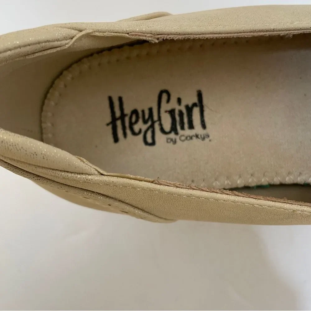 NEW WITHOUT TAGS CORKY’S‎ HEY GIRL! SO WHAT PLATFORM LOAFERS